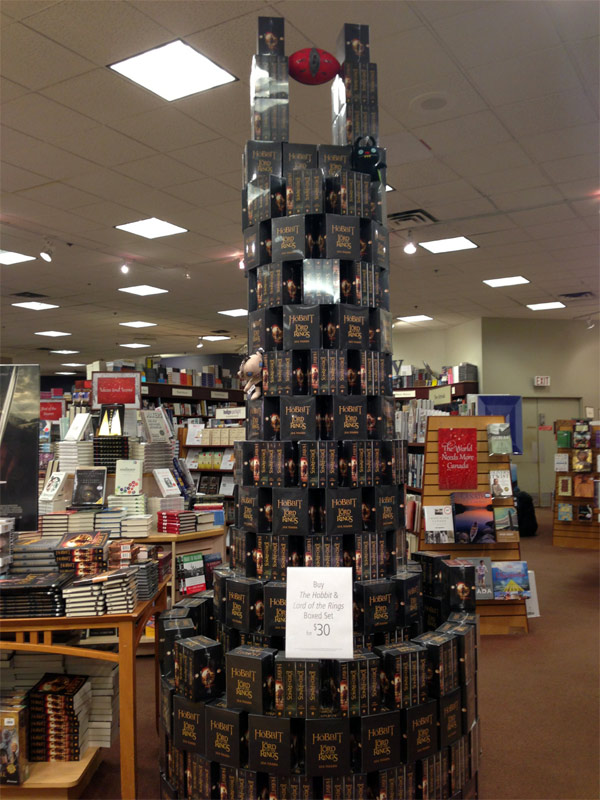 Eye-of-Sauron-made-of-Stacked-Tolkien-Books