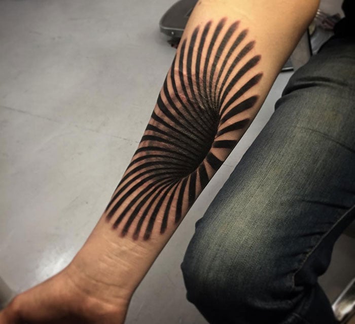 Simply 17 ultra-realistic 3D tattoos - The Poke