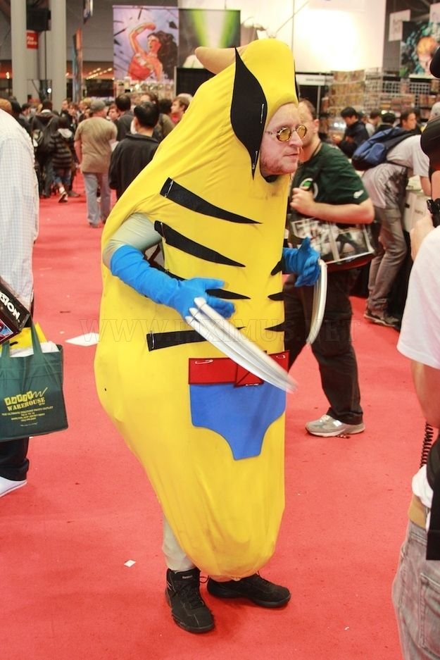20 Cosplayers Who Nailed It The Poke