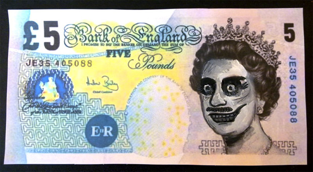 10 banknotes improved by doodles - The Poke