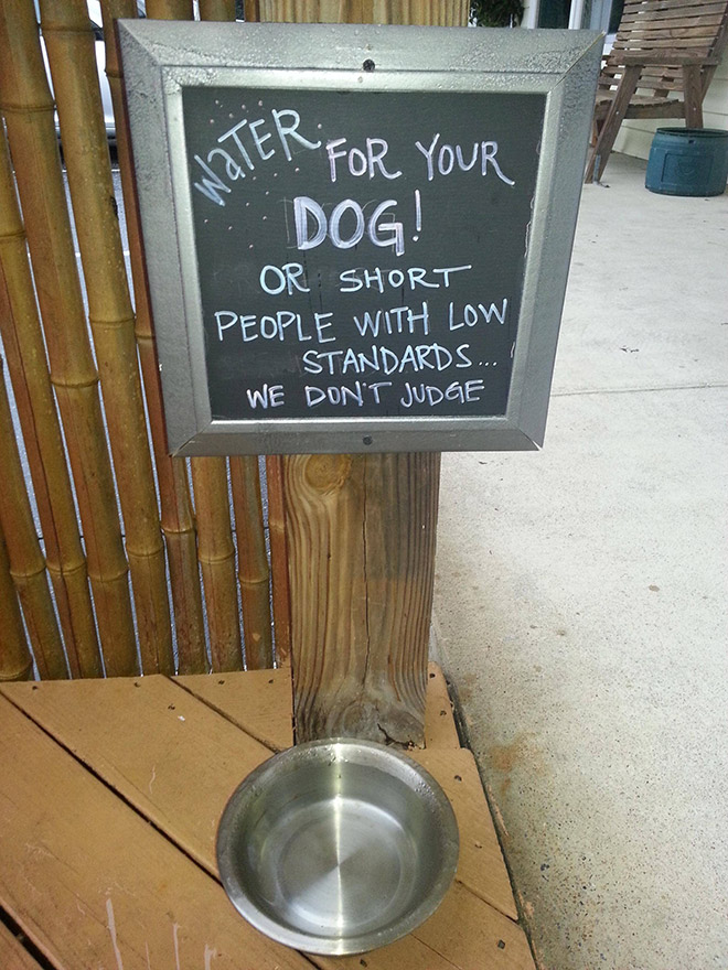 sign-at-the-restaurant